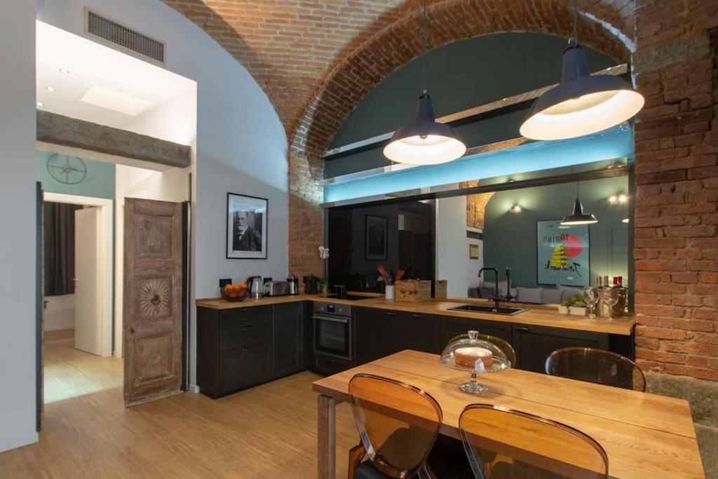 Casa Bellezia- Design E Storia Nel Cuore Di Torino Екстериор снимка